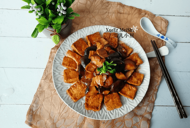 黑鱼和炸豆腐的做法视频