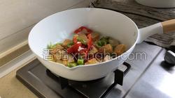小青椒鱼豆腐的做法大全