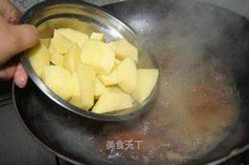排骨土豆煮稀饭的做法