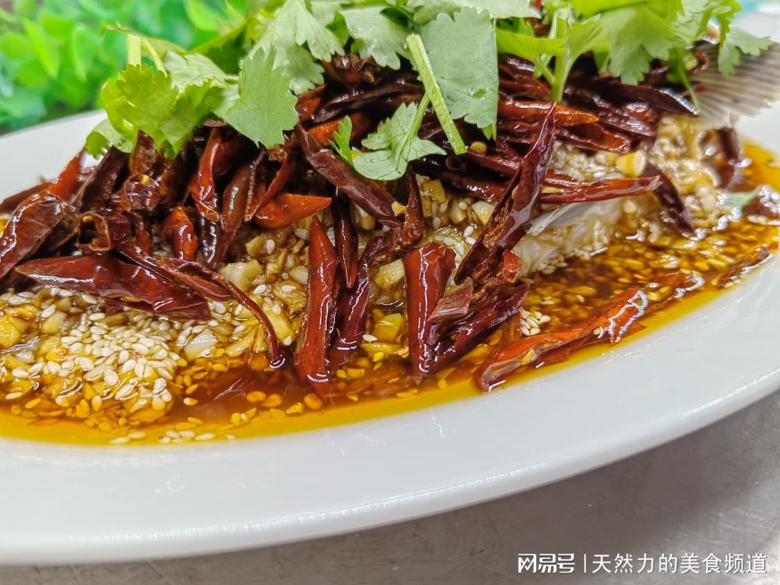 蒜爆鱼的做法菜谱