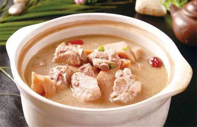 莲藕肥肠汤的最佳做法