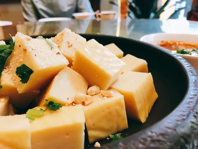 大理豆腐加豌豆粉的做法