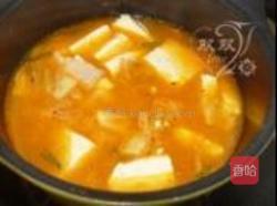 豆腐酸菜大肠汤的做法