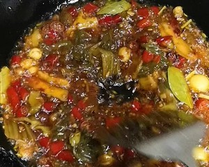 肥肠鱼的做法配菜大全