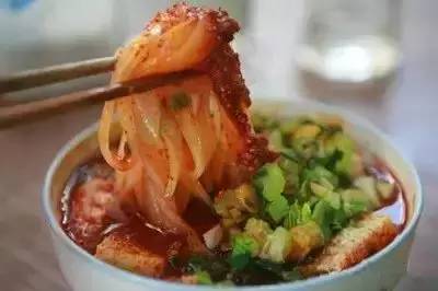 西红柿汤凉皮的做法