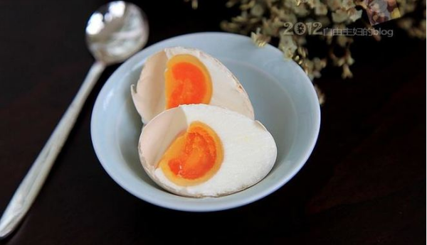 腌咸鸡蛋的做法大全