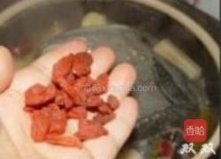 产妇乌鸡黄芪汤的做法