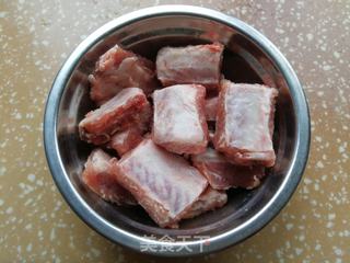 清水酱油炖排骨的做法