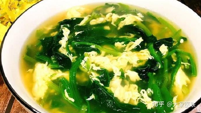 菠菜鸡蛋辅食烩饭的做法