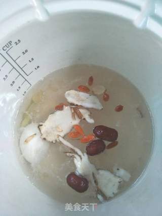 当归鸡肉煮鸡蛋的做法