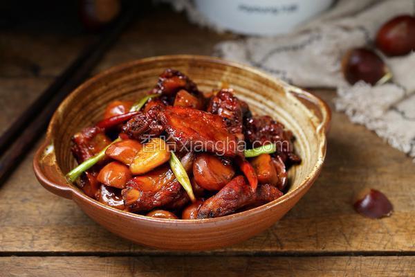 板栗豆角烧排骨的做法