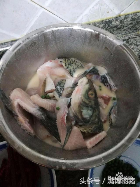 大锅煮鱼火锅的做法