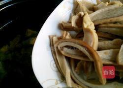 海参炖鸡猪肚汤的做法
