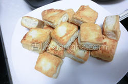 家常豆腐乳臭豆腐的做法