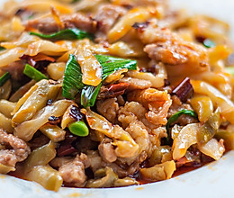 榨菜肉丝青豆汤的做法