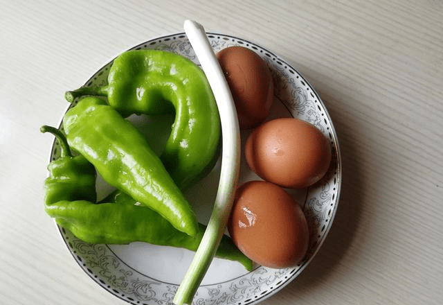快手尖椒鸡蛋做法