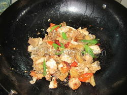 豆腐烧鸡的做法