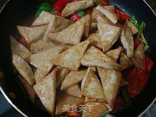 脆皮豆腐的小炒做法视频