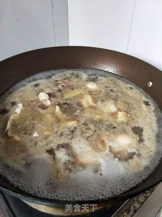 排骨小鸡炖干菜的做法