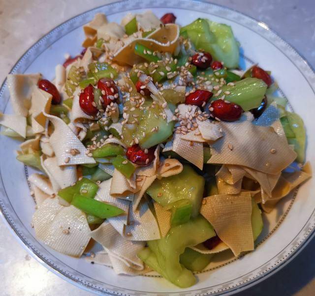 黄瓜干豆腐的好吃做法