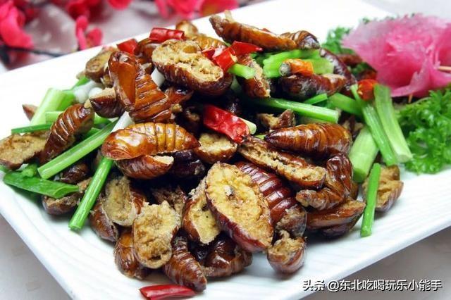 汤汁蚕蛹的做法视频