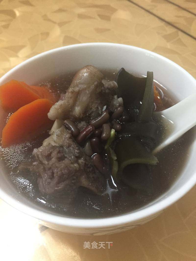 海带炖黑豆汤的做法