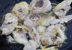 鸡肉煲蛇汤的做法