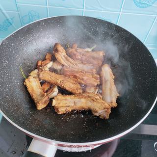 单独炒排骨的做法视频