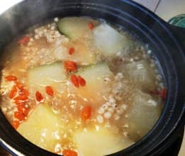 板栗冬瓜炖排骨的做法