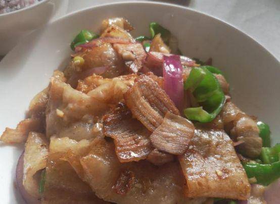 鸡蛋炒肉丸的做法