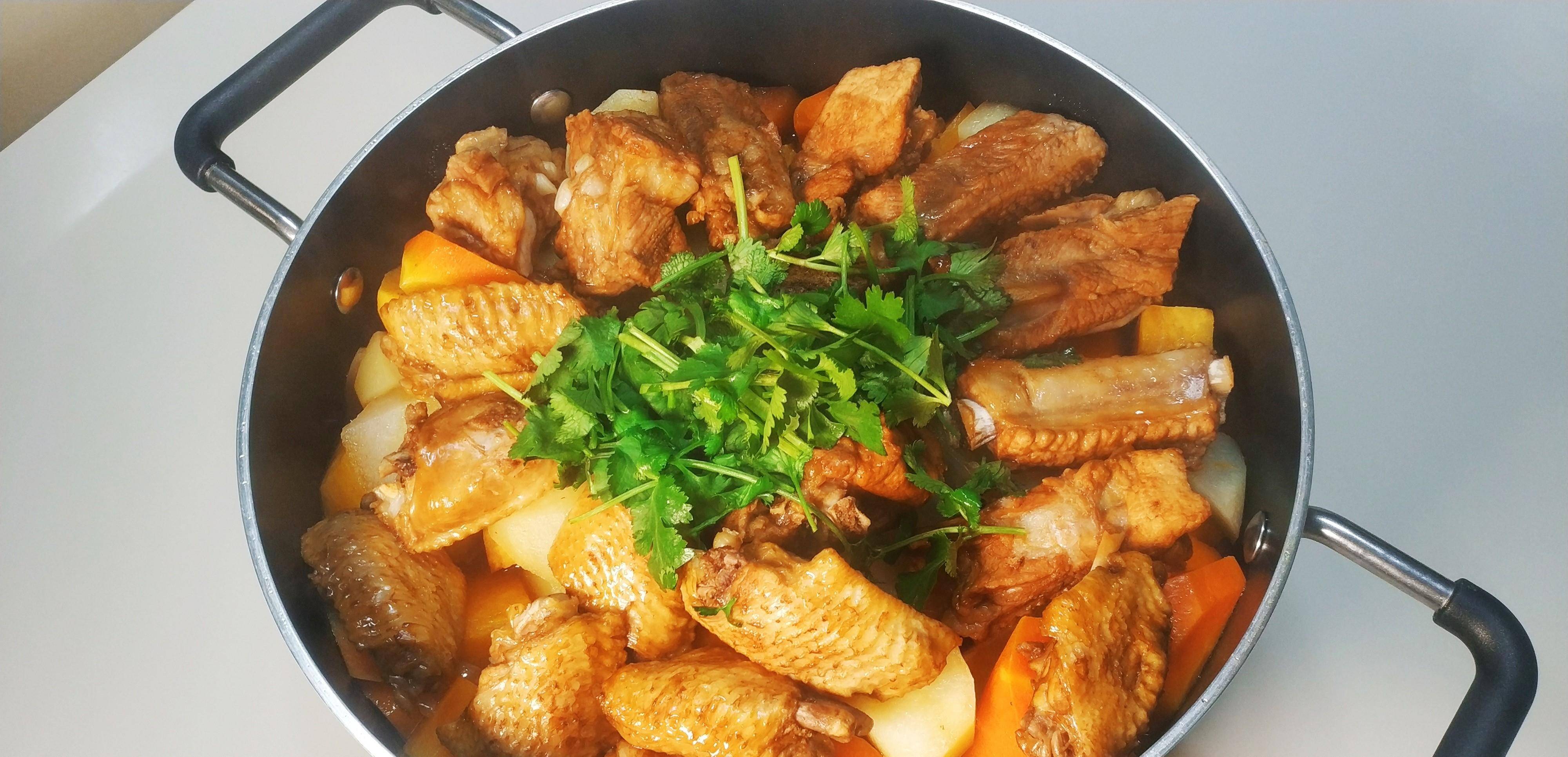 焖锅的家常做法排骨鸡翅