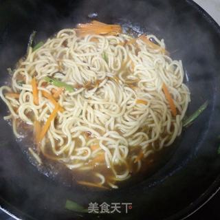 河南韭菜鸡蛋炒面做法大全