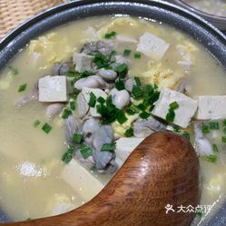 小牡蛎炖豆腐的做法