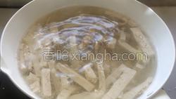 蛏子豆腐熬汤的做法大全