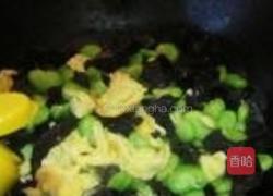 蚕豆木耳豆腐的做法