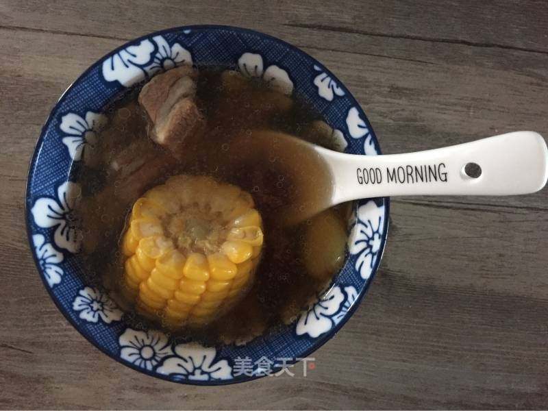 冬瓜玉米枣炖排骨的做法