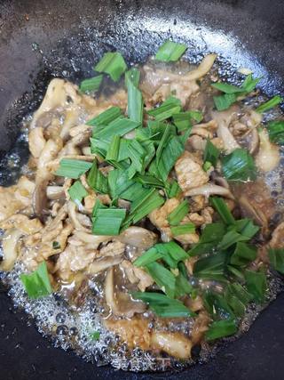 香蘑菇炒肉的做法大全