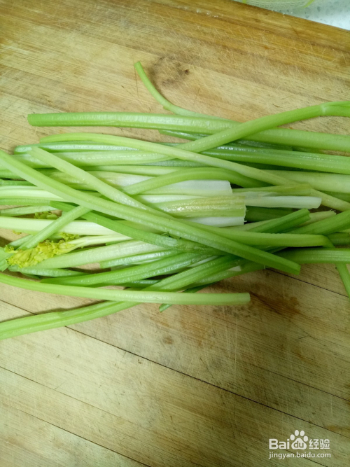 芹菜绍子的做法