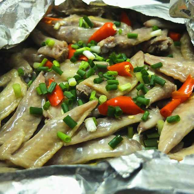 锡纸盐焗鸡翅的做法