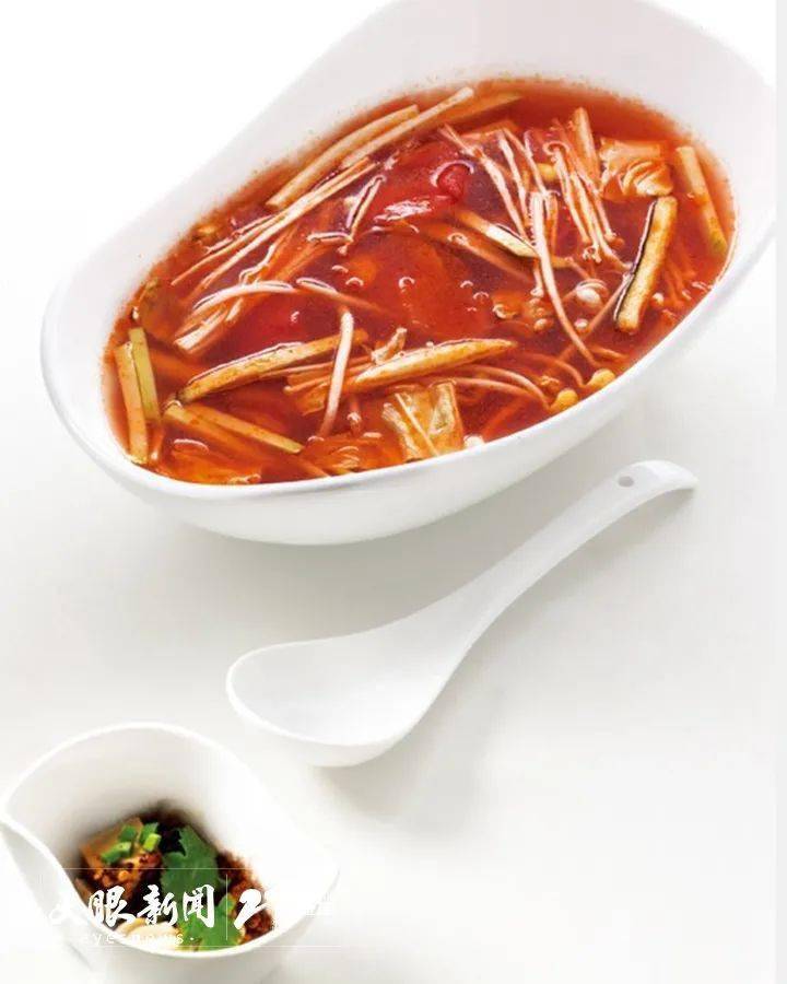 酸汤豆腐炖肉的做法
