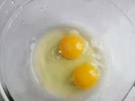 鸡蛋豆腐木耳肉沫的做法