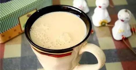 奶茶与鸡蛋的做法