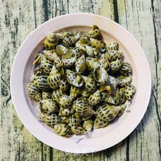 花螺炖排骨的做法