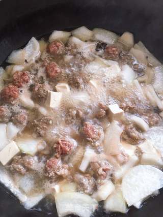 豆腐丸子汤春卷的做法
