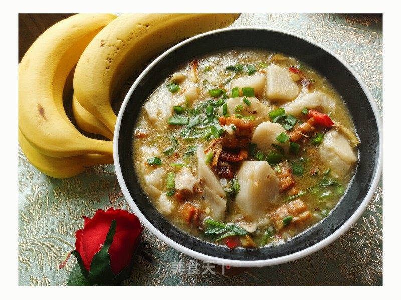 罐头鱼炖芋头的做法