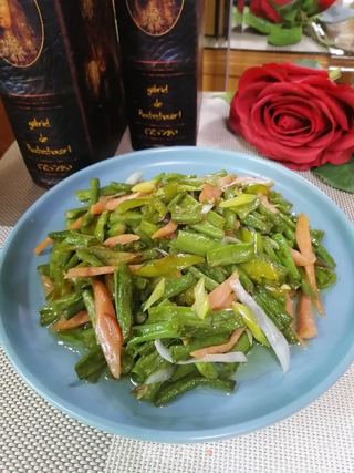 豆角青瓜火腿汤的做法