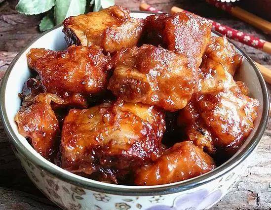 豆瓣豆腐焖排骨的做法