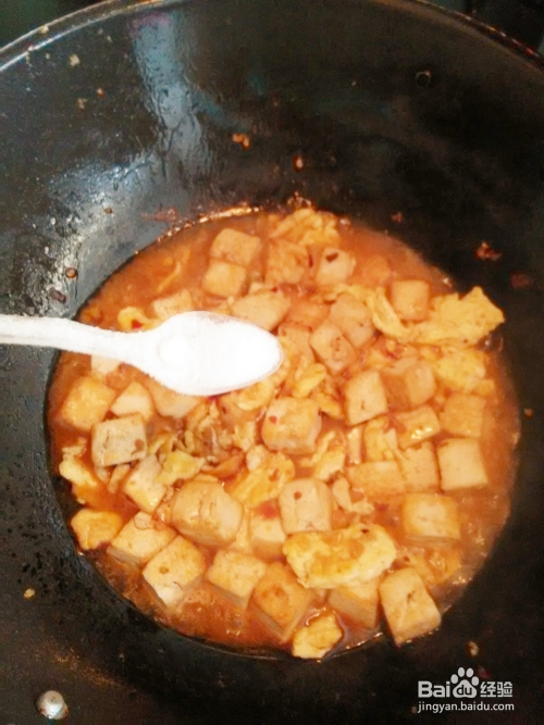 煨鸡蛋豆腐的做法