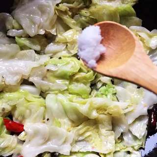 干锅虾饺的做法