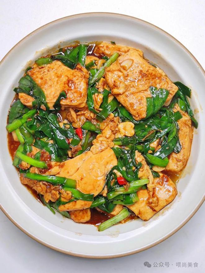 韭菜嫩豆腐的做法